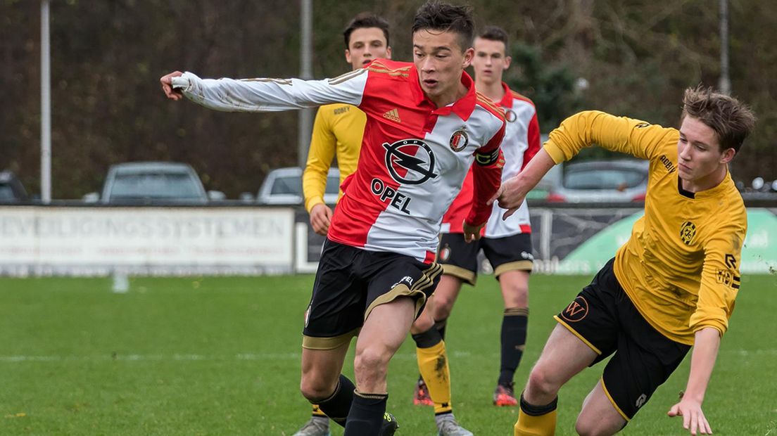 Jordy Wehrmann in actie tegen Roda JC 