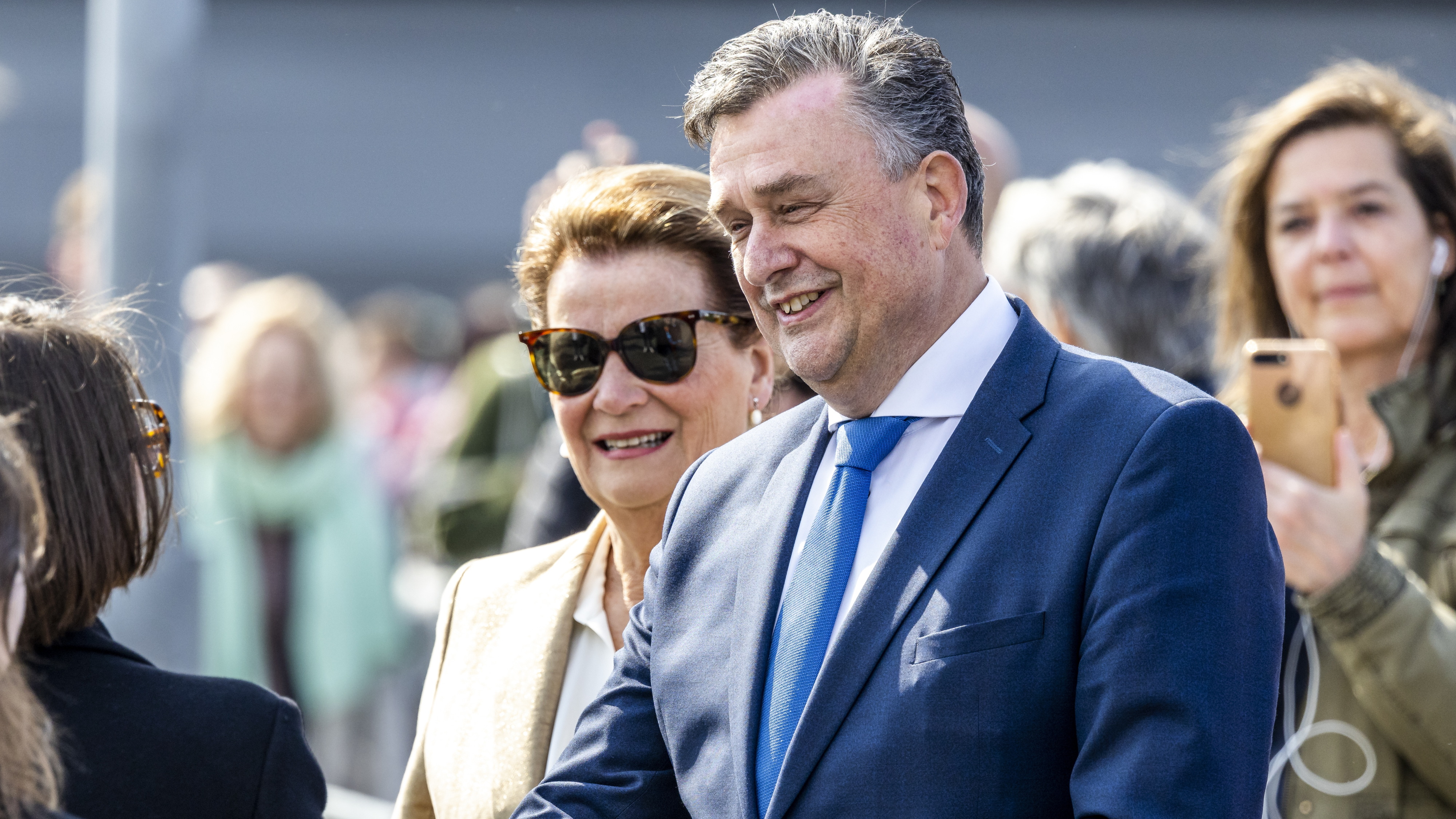 Emile Roemer is gûverneur, mei oare wurden kommissaris fan de Kening yn Limboarch