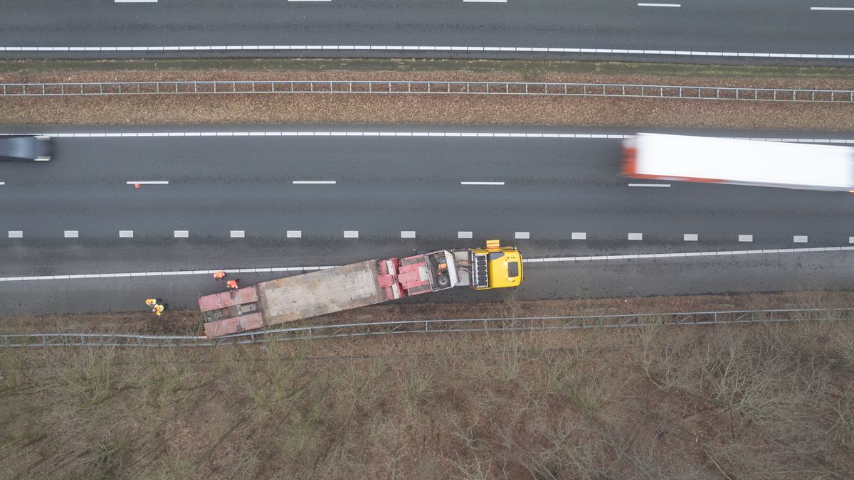 Verkeer A32 komt weer op gang na ongelukken tijdens ochtendspits