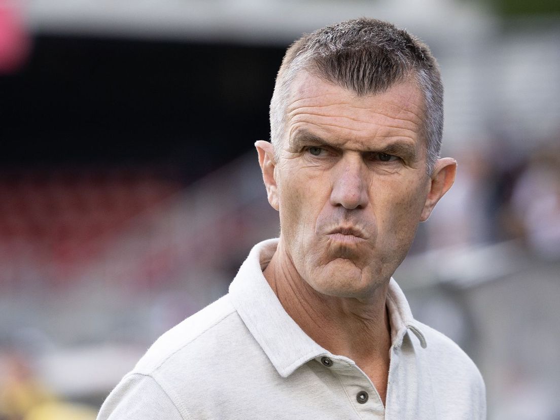 Marinus Dijkhuizen zag Excelsior ruim van PSV verliezen