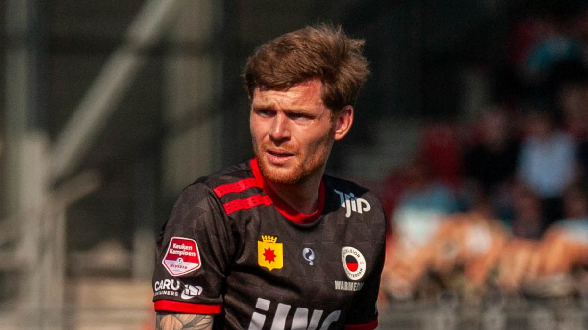 VV Katwijk voegt ervaren verdediger met meer dan 180 eredivisiewedstrijden toe aan selectie