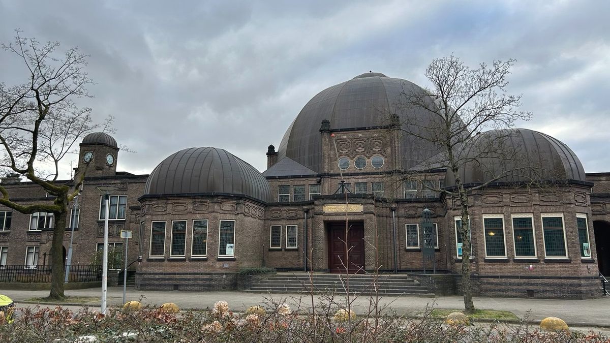 Joodse gemeente van Enschede koestert de markante synagoge: "Mooiste