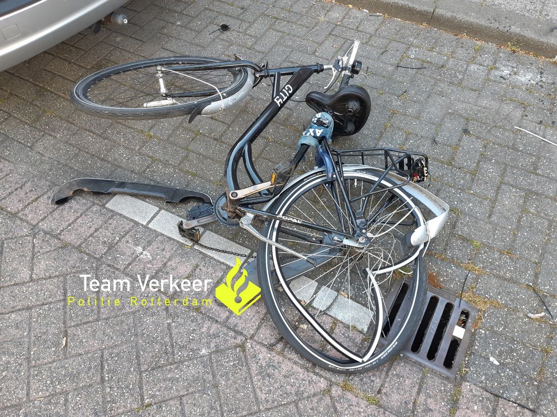 De aangereden fiets (Bron: Team Verkeer Rotterdam)