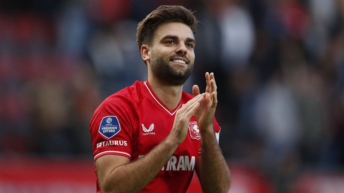 Transferproat betaald voetbal: 'Twente en Rangers akkoord over Pröpper'
