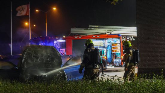 Auto uitgebrand op kazerneterrein