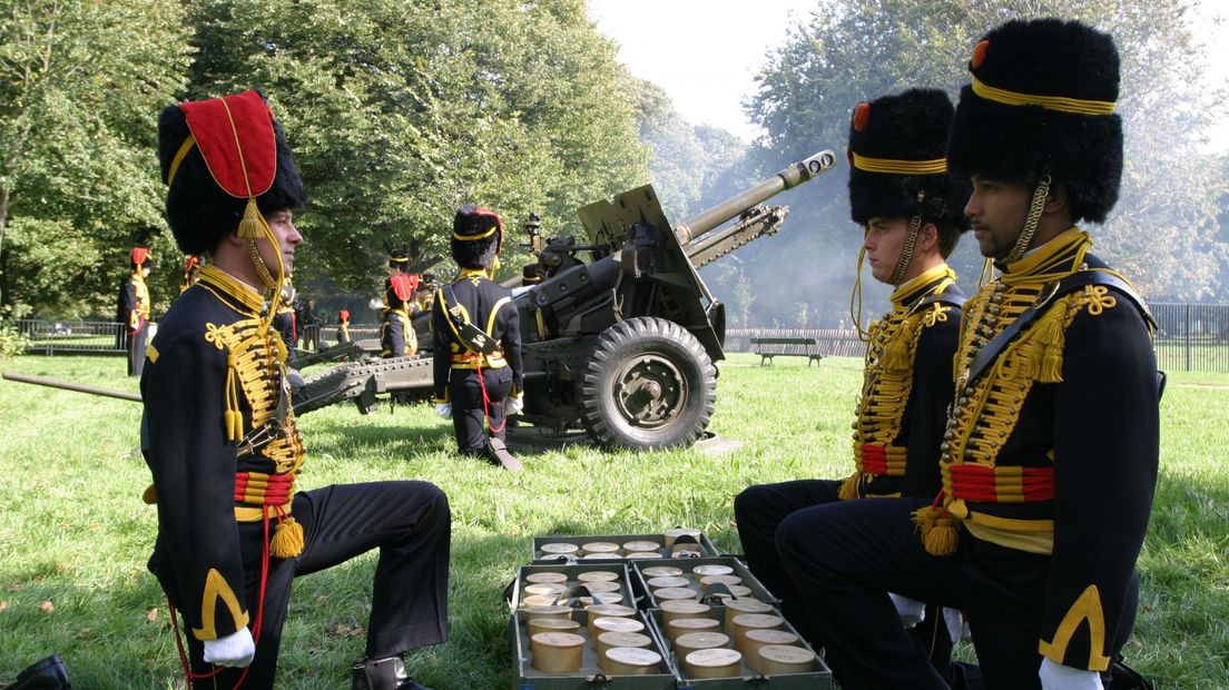 Gele Rijders bij de munitie