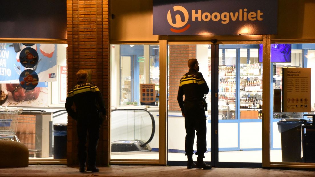 De supermarkt in Boskoop werd zaterdagavond overvallen.
