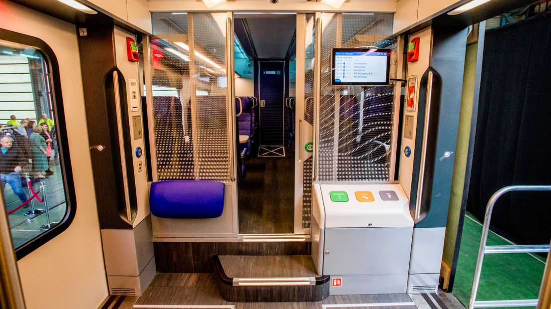 Het interieur van de trein.