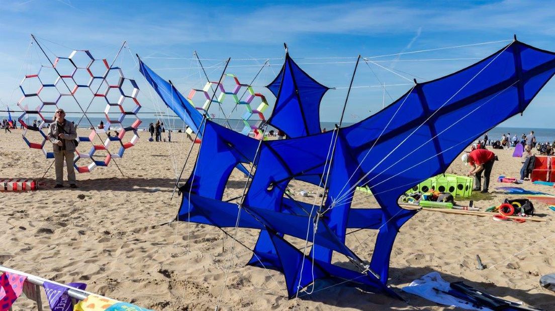 Vliegerfeest op Scheveningen