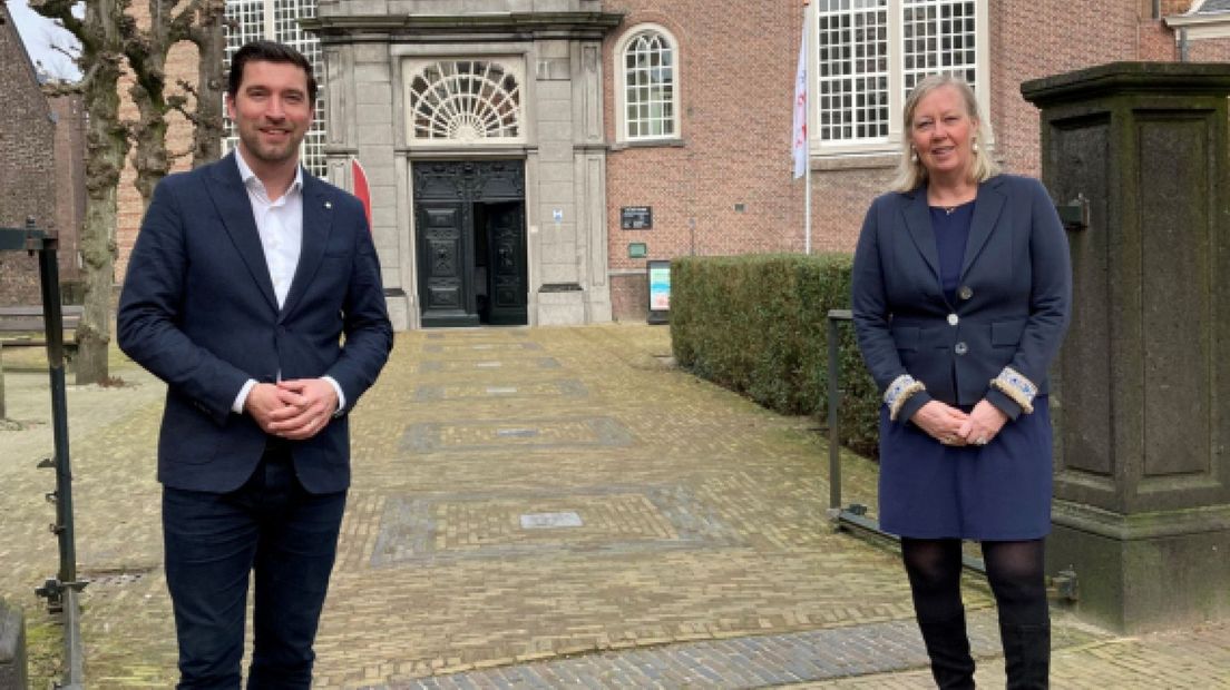 Wethouders Van Asten en Van Eekelen