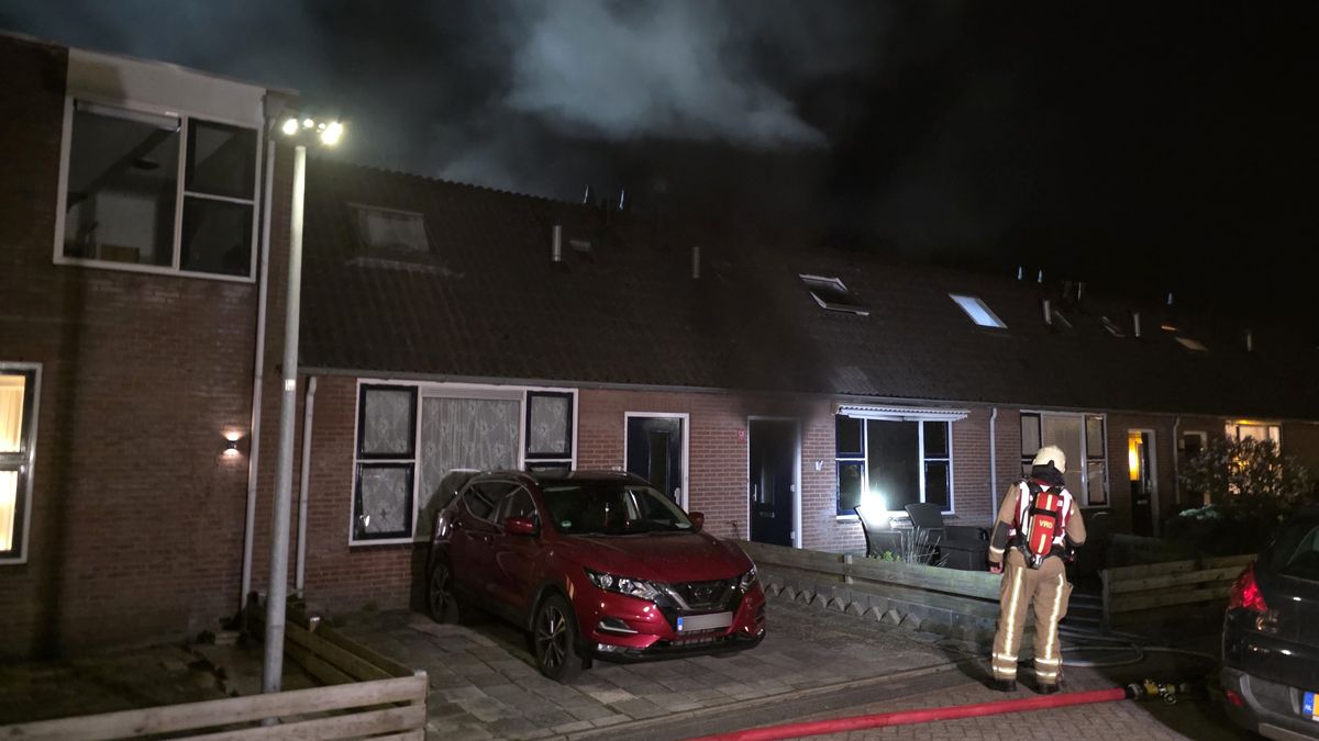 Huis in Assen in brand, veel schade door rook