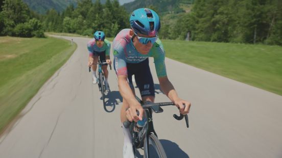 Limburgse toprenner verlengt contract bij Astana: 'Ik ben blij dat mijn werk wordt gewaardeerd' Nieuws