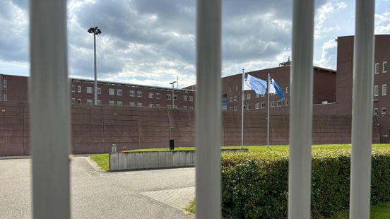 Steekpartij in gevangenis Roermond: medegevangene steekt Kamil E. Home