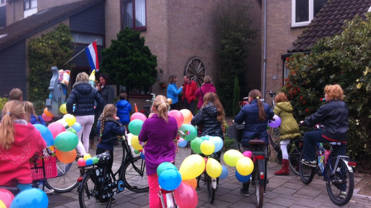 Leraar Niftrik neemt na 41 jaar afscheid