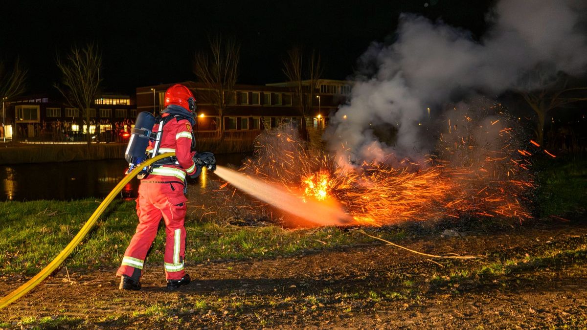 112-nieuws: Brandje in container en winkelwagen in Groningen • Rietbrand in Delfzijl