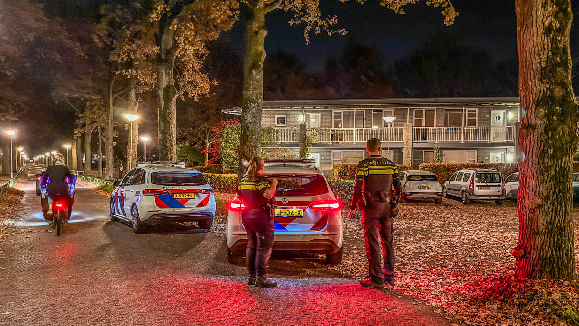 Politie zoekt 2 mogelijke inbrekers in Hoogland