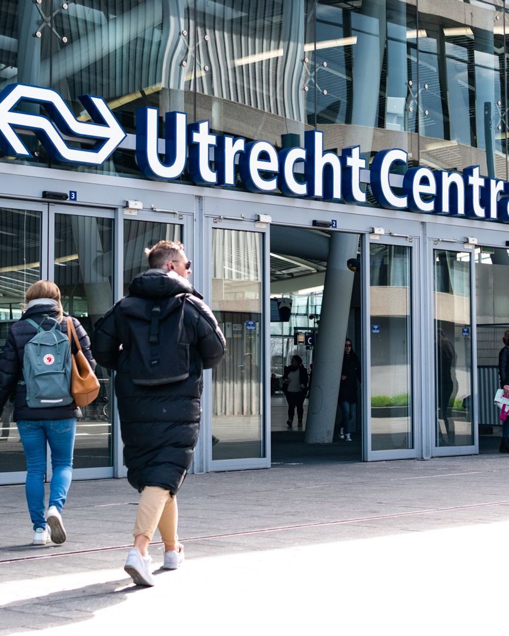 Groot gevecht bij Utrecht Centraal, man zwaar mishandeld - RTV Utrecht