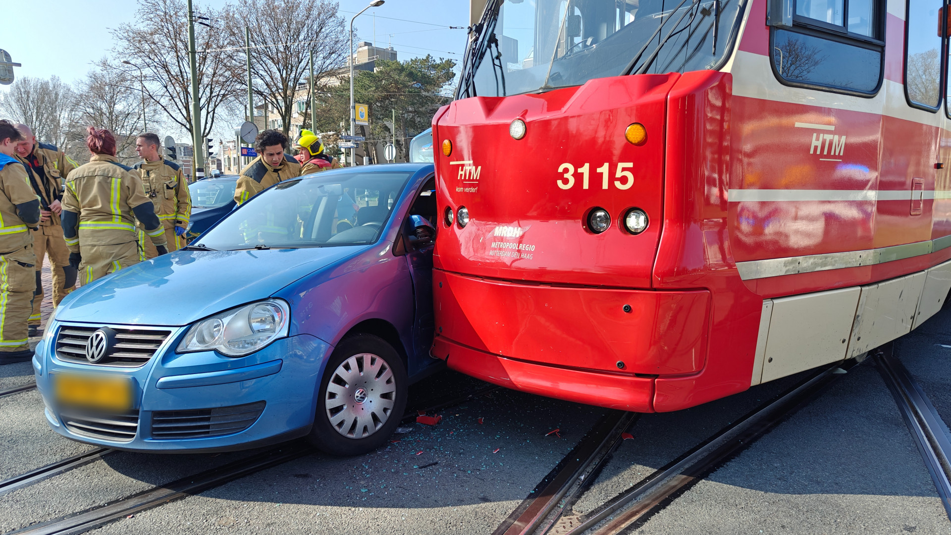 112-nieuws | Tram En Auto Botsen - Brand Op Veertiende Etage - Omroep West