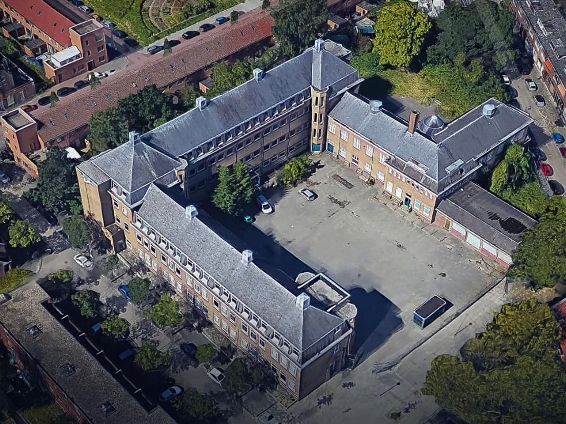 Het pand aan de Sikkelstraat in Rotterdam-Zuid.