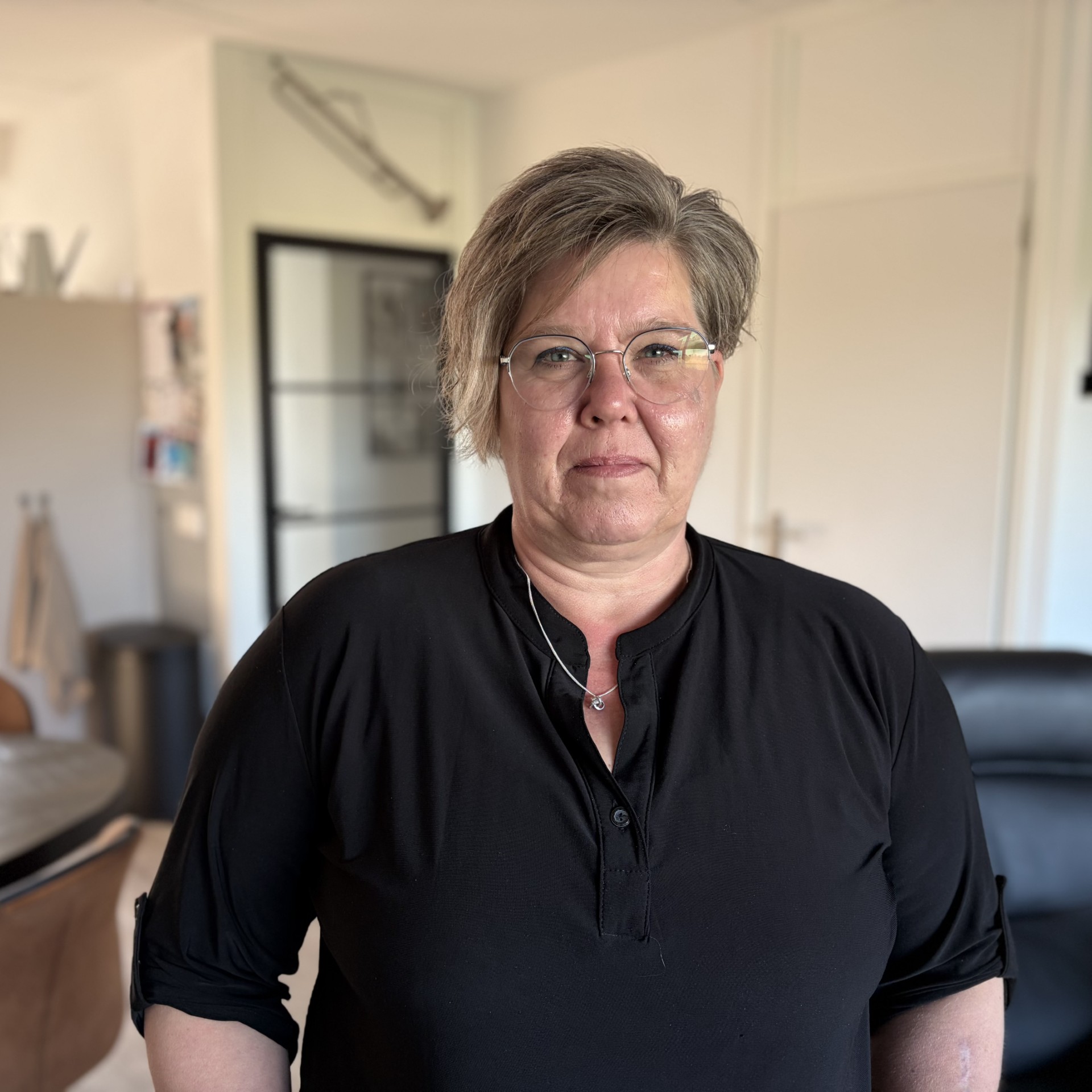 Jeannette hat PLN en har libben leit yn hannen fan in spesjaal kastke