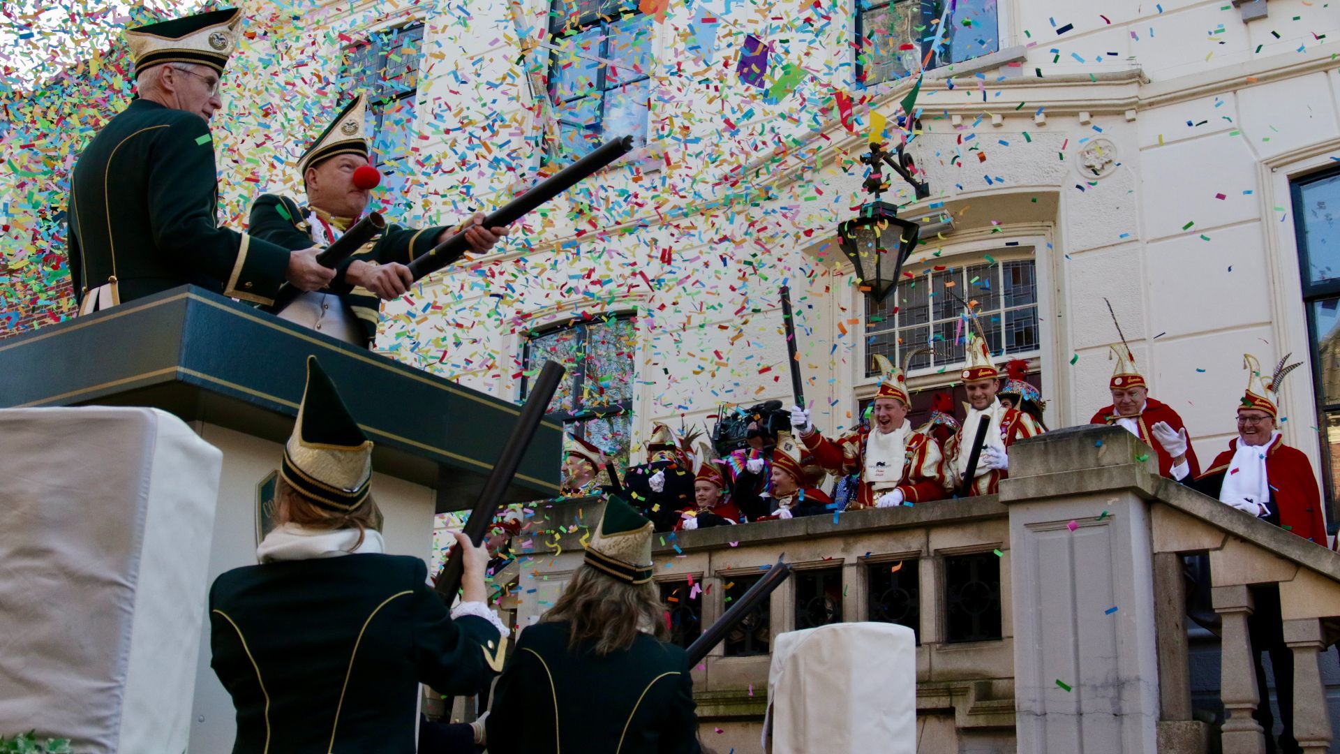 De officiële start van het carnaval in Groenlo.