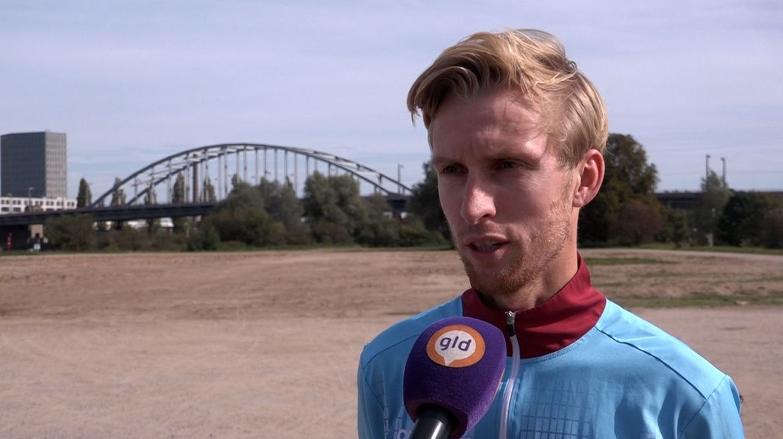 Frank Futselaar op het begoogde terrein van de Urban Track