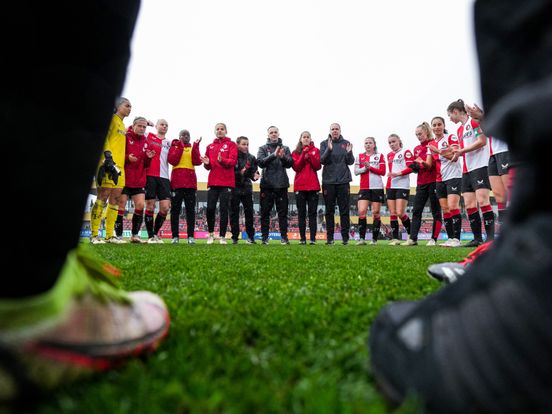 Zo gaat het na drie jaar Feyenoord Vrouwen: 'Verwachtingen hoog door de naam, maar dat is niet reëel'