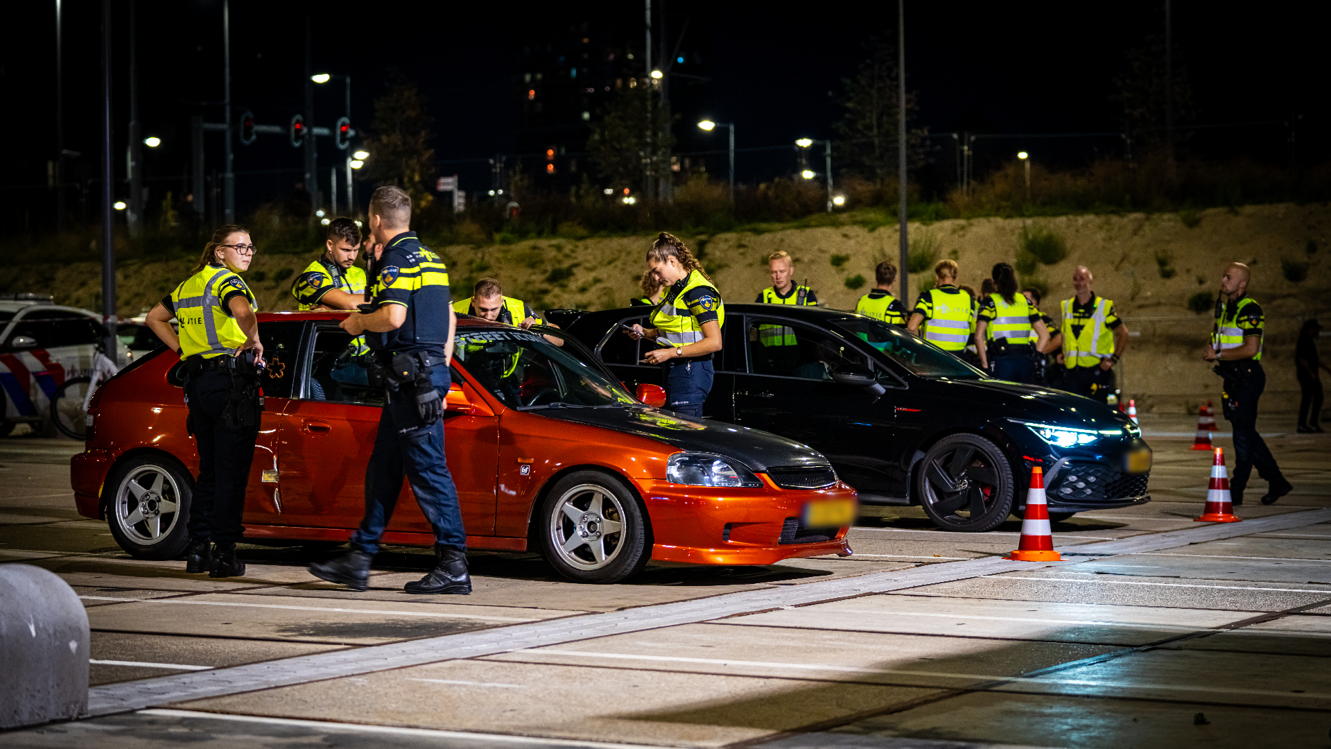 Bij de controle werd ook voor zo’n 85 duizend euro aan motorrijtuigenbelasting met terugwerkende kracht geïnd.