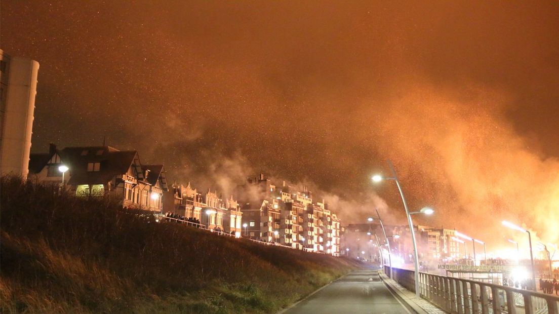 Vonkenregen op Scheveningen.