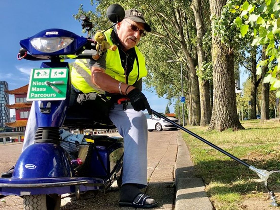 Eric 'de lachgasman' Alblas aan het werk tijdens een van zijn rondes in 2019