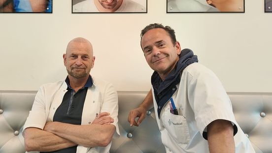 Ralph zette een haartatoeage bij zijn broer Michael: 'Mindfuck van de bovenste plank' Home