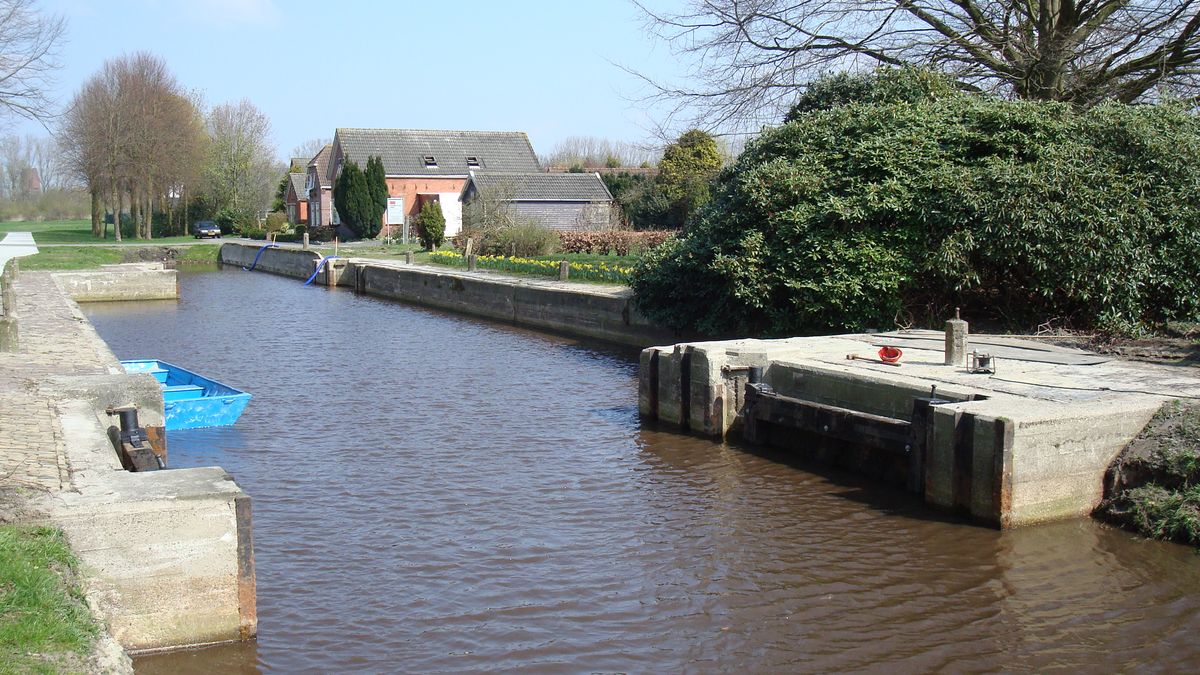 Sluis in Nieuw-Buinen gerestaureerd