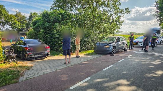 Politie onderzoekt drugsgebruik na kop-staartbotsing
