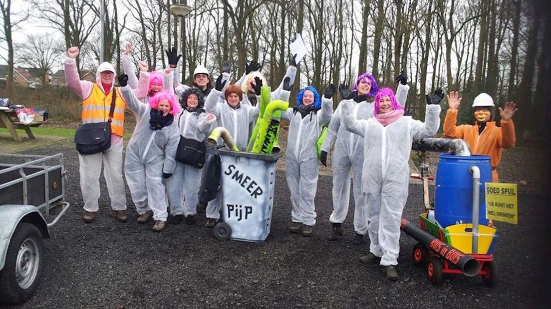 Tijdens de carnavalsoptocht werden handtekeningen ingezameld