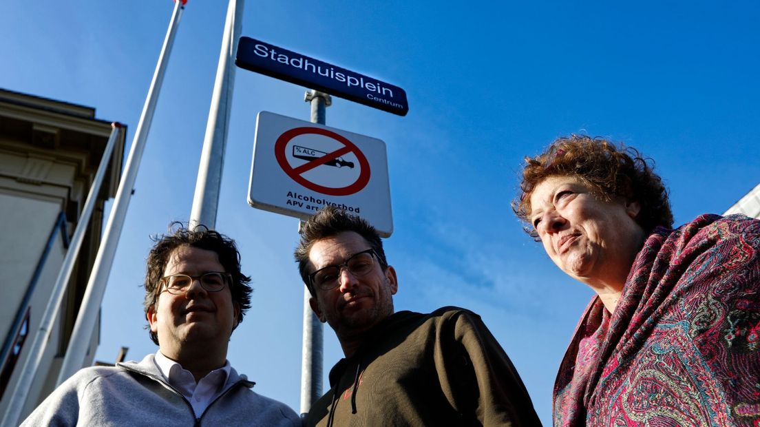 Dimitri Gilissen, Tom Staal en Yet van den Bergh op het Stadhuisplein