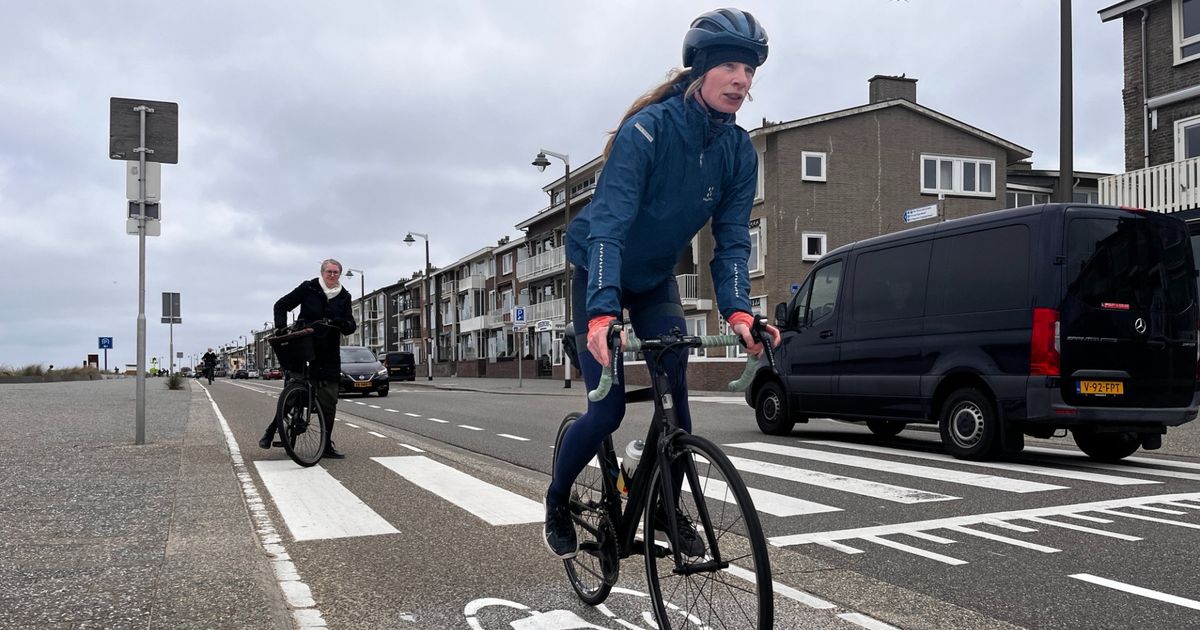 Boulevard’s New Bike Lanes: A Messy Surprise