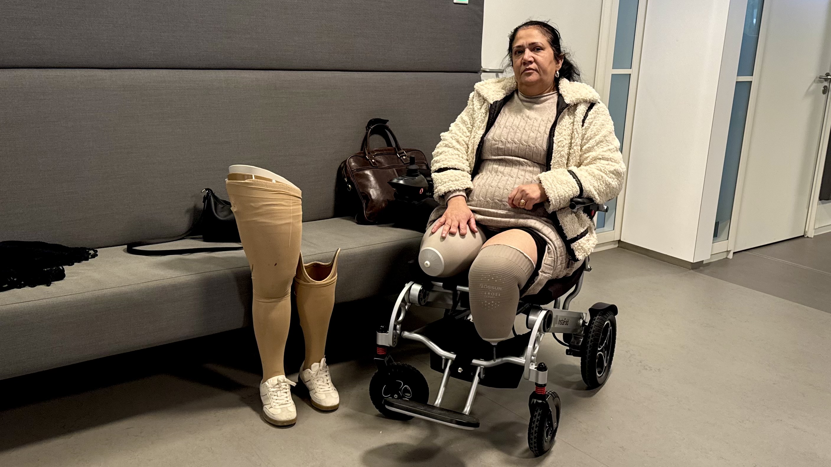 Marinova moest beide benen laten amputeren.