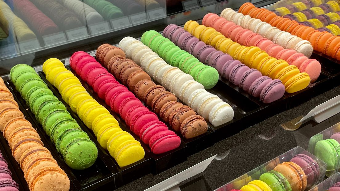 Veel Franse Hagenaars komen speciaal voor de macarons naar Jarreau Pattisier in Benoordenhout
