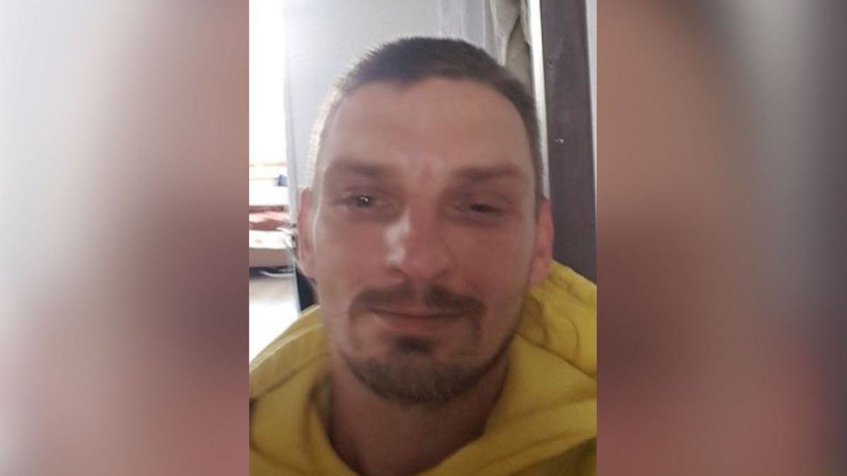 Moest 'man met het witte hondje' dood om een Playstation? - Omroep West