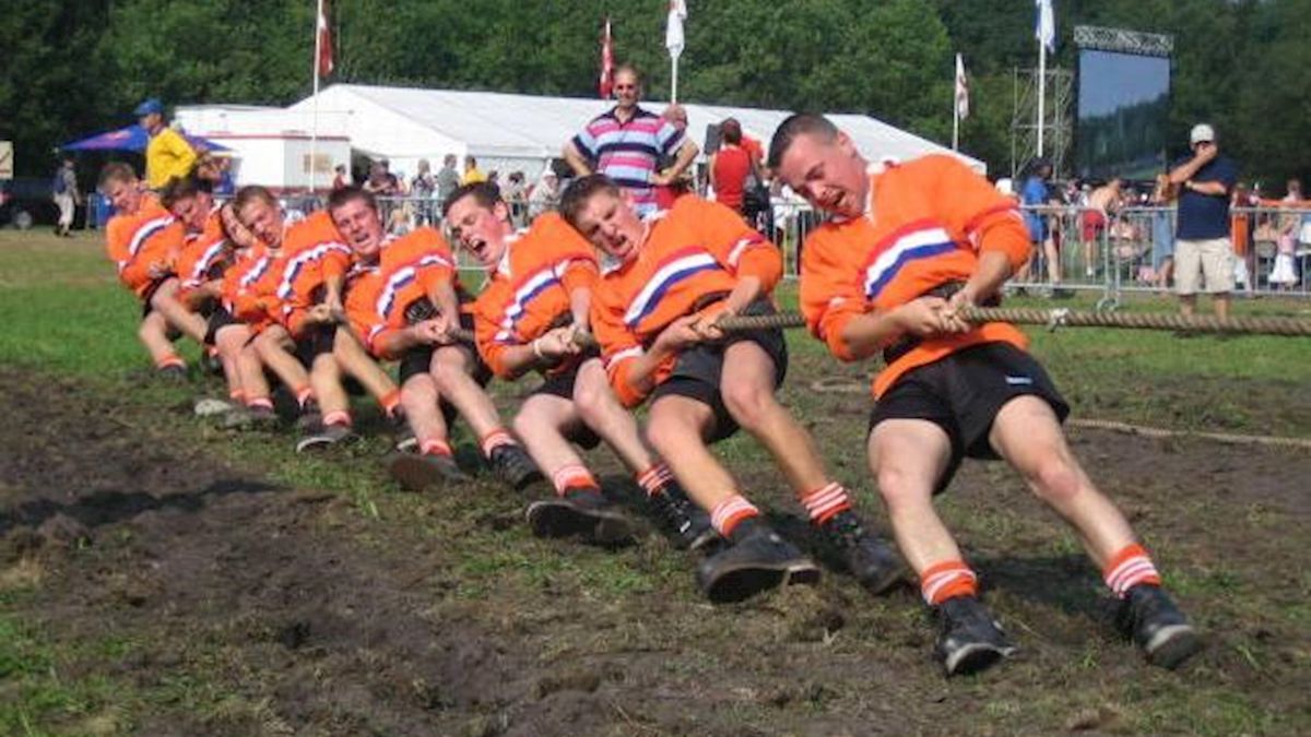 Touwtrektoppers verzameld in Tilligte