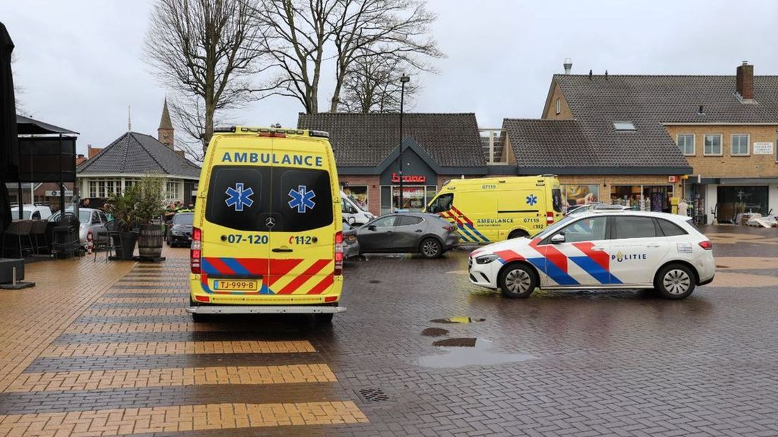 Er kwamen meerdere hulpdiensten op de vechtpartij af.