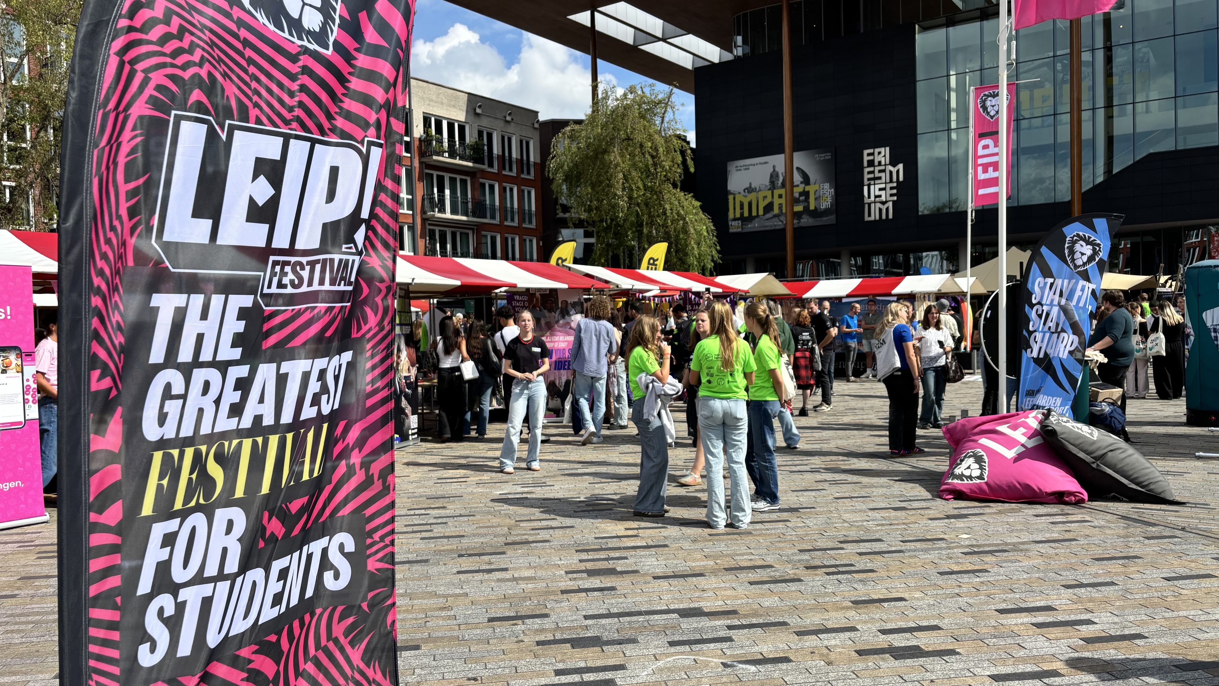De LEIP!-markt in het centrum van Leeuwarden
