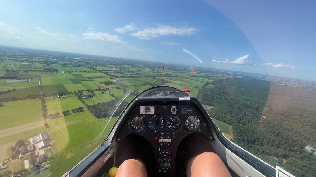 Het uitzicht boven Salland vanuit een zweefvliegtuig