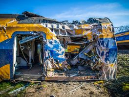 John maakt kans op Zilveren Camera met unieke foto van treinongeluk in Voorschoten