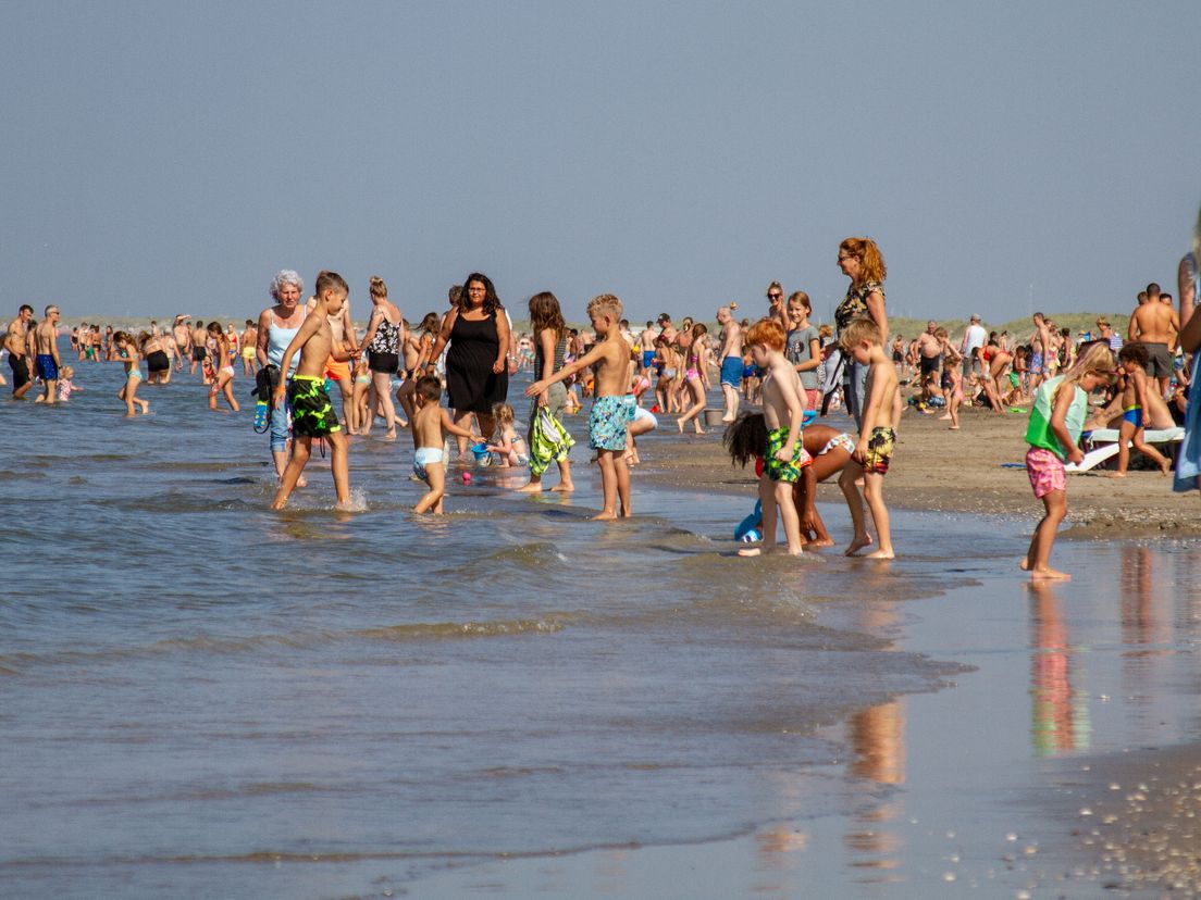 Het strand bij Hoek van Holland - Archieffoto
