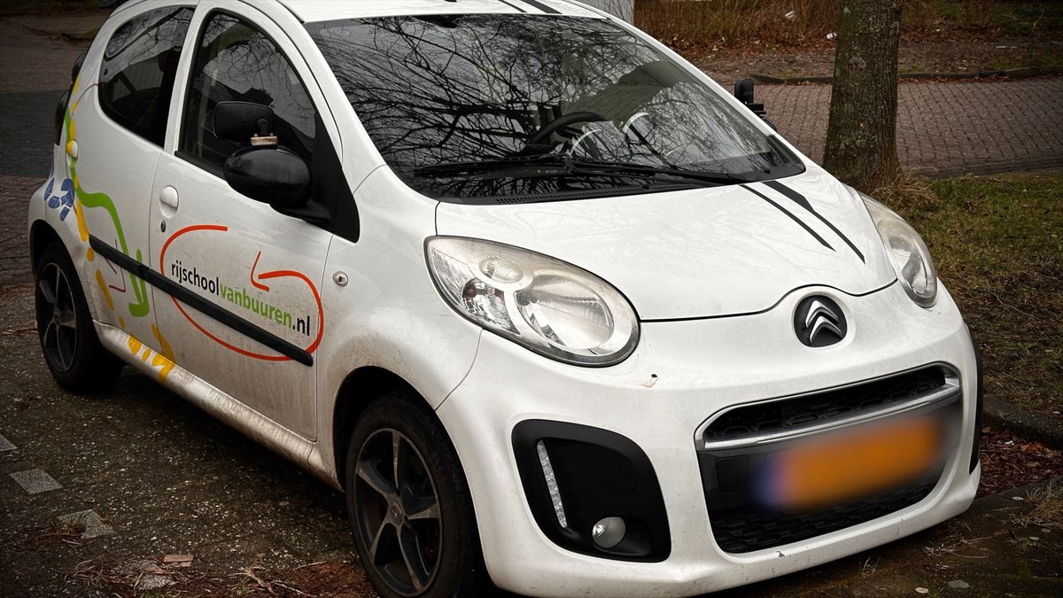 Leerlingen rijschool Hurdegaryp voelen zich opgelicht: 