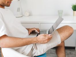 Wat voor kleding mag je deze zomerdagen nog op het werk dragen?