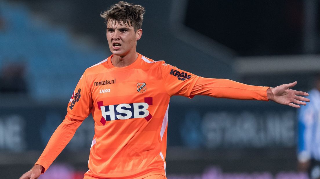 Jari Vlak in het shirt van FC Volendam