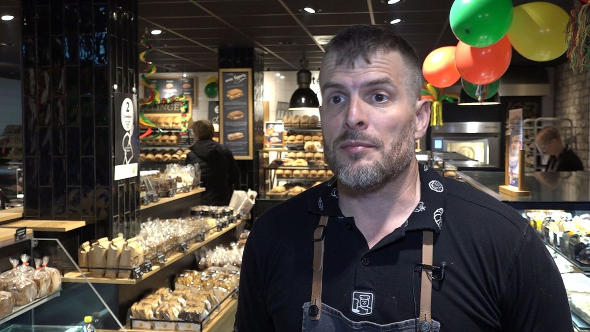 Bakker Bas Gommans uit Sevenum mag zich voortaan Meester Boulanger noemen