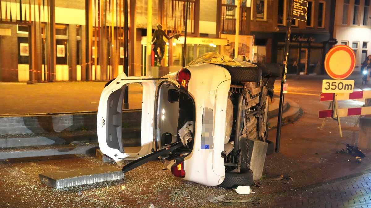 Auto vliegt uit de bocht in Meppel, meerdere gewonden